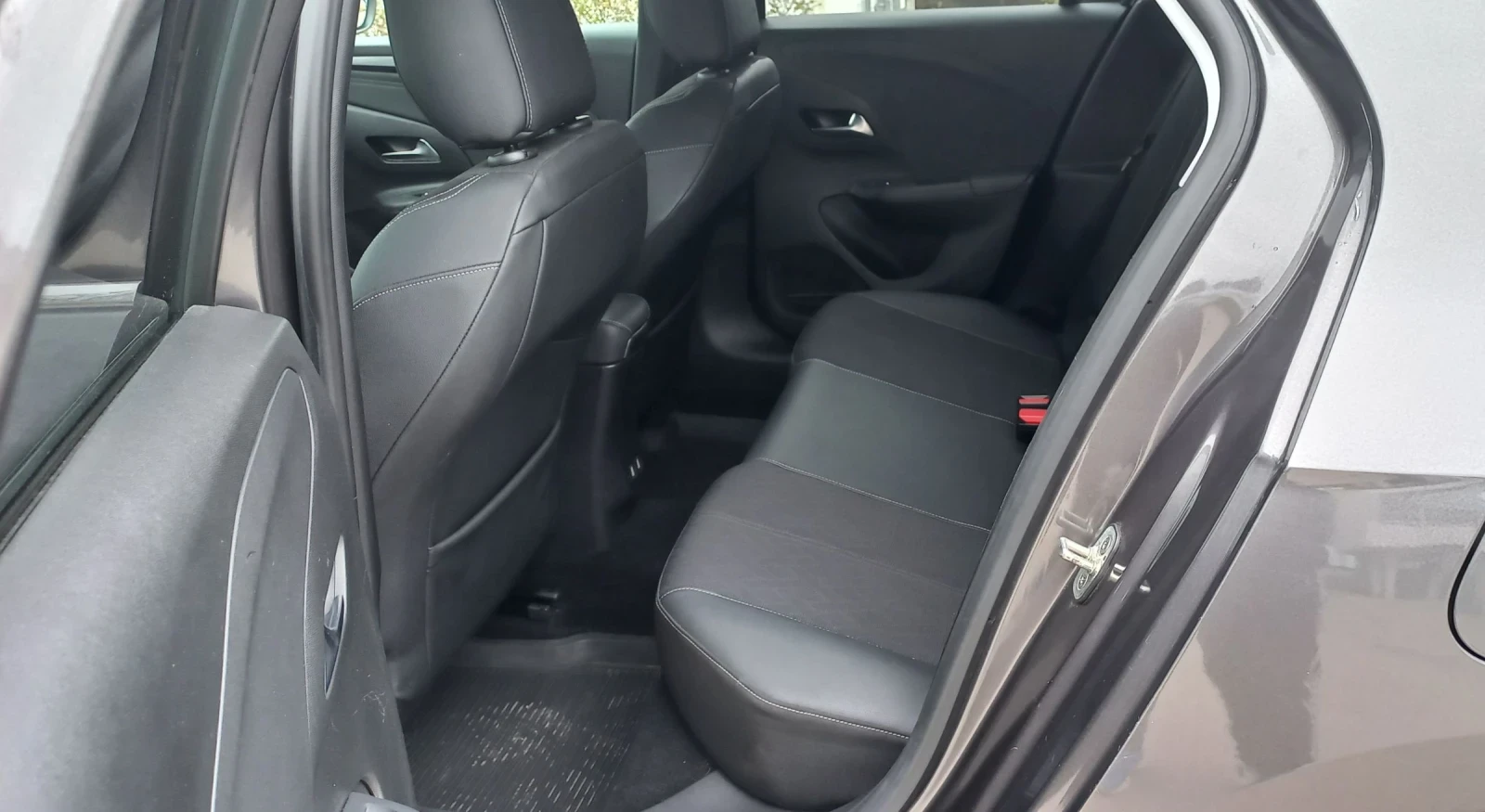 Opel Corsa 1.5CDTI, снимка 11 - Автомобили и джипове - 54595781