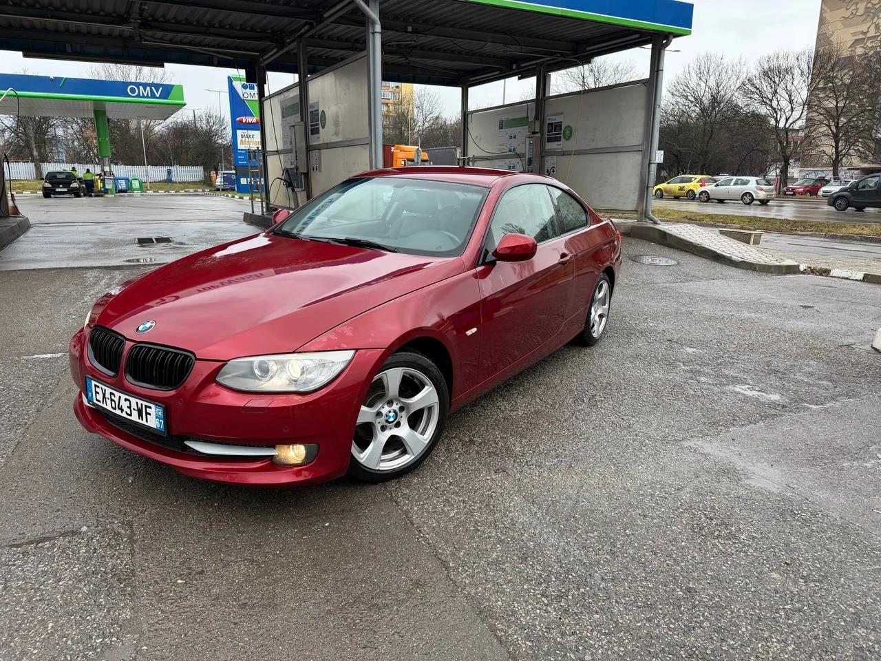 BMW 320, снимка 2 - Автомобили и джипове - 54727340