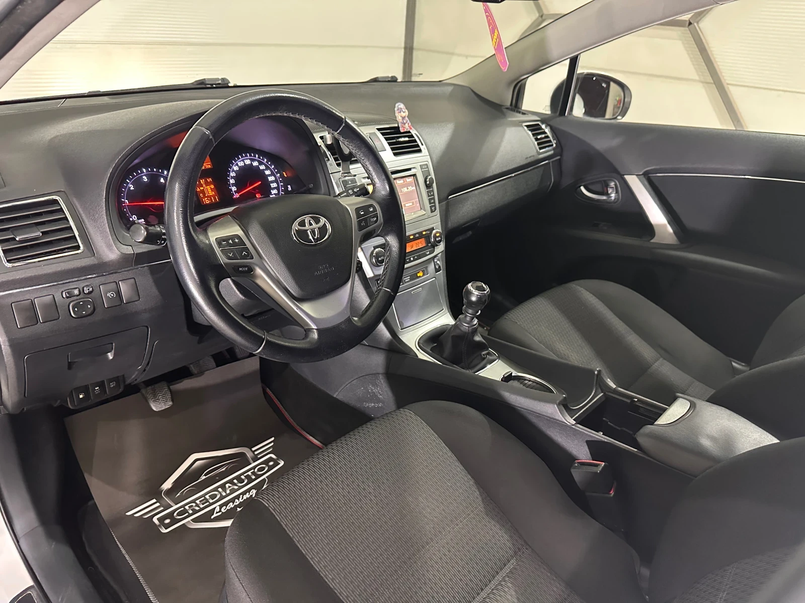 Toyota Avensis NAVI , снимка 7 - Автомобили и джипове - 54874967