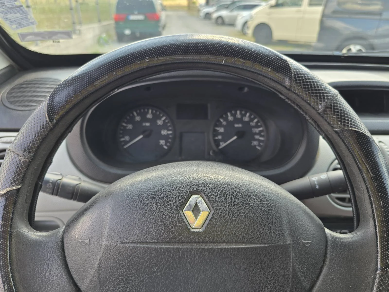 Renault Kangoo 1.5dCi , снимка 11 - Автомобили и джипове - 55070165