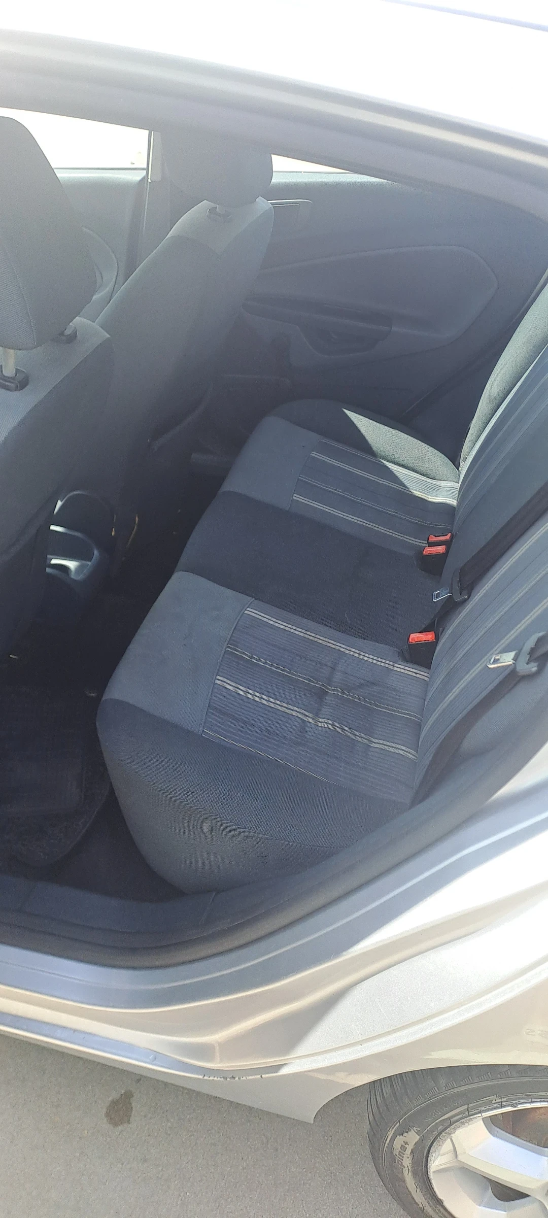 Ford Fiesta 1.4, снимка 7 - Автомобили и джипове - 55130188