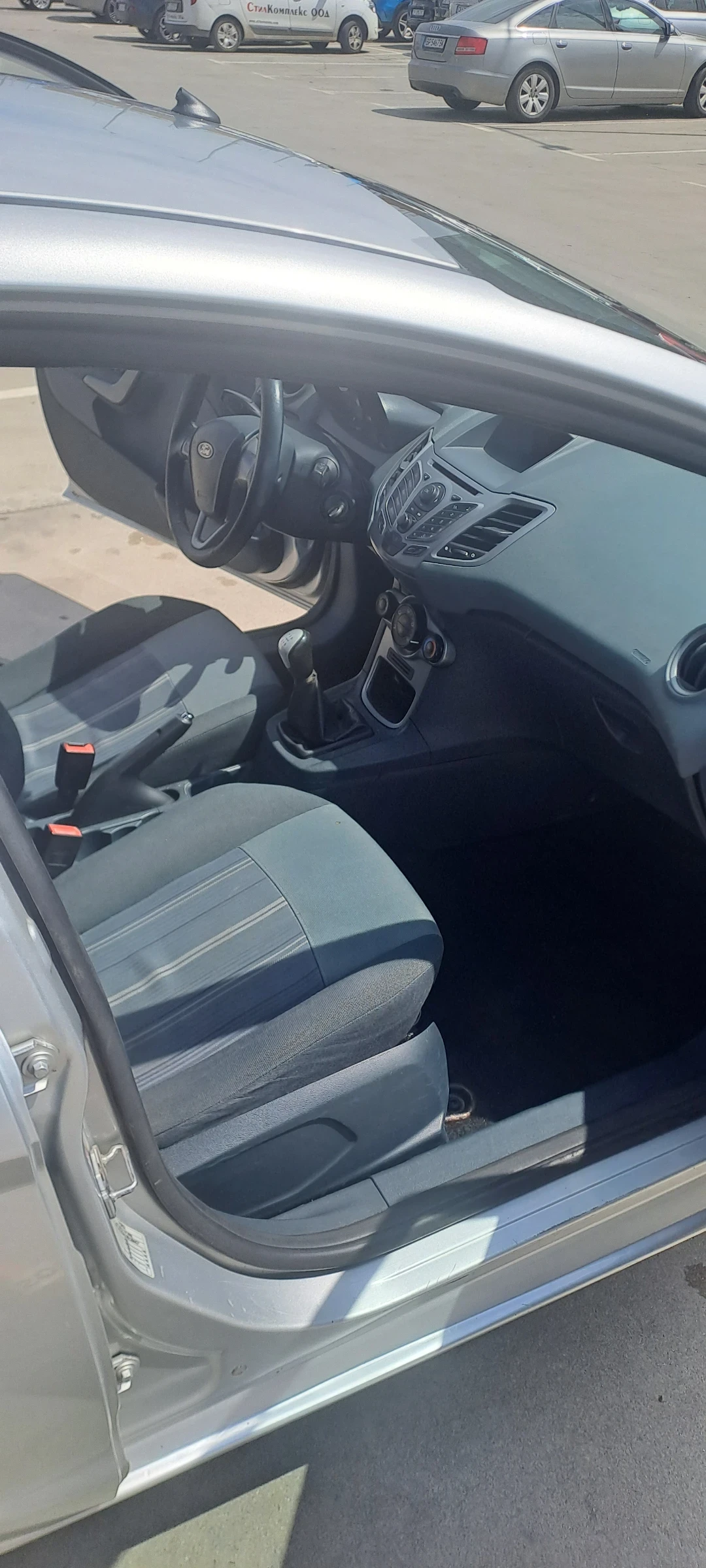 Ford Fiesta 1.4, снимка 6 - Автомобили и джипове - 55130188