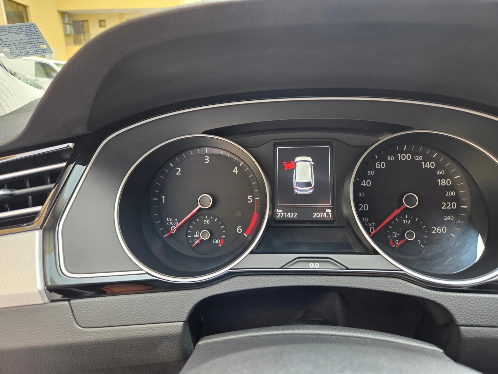VW Passat, снимка 10 - Автомобили и джипове - 55135561