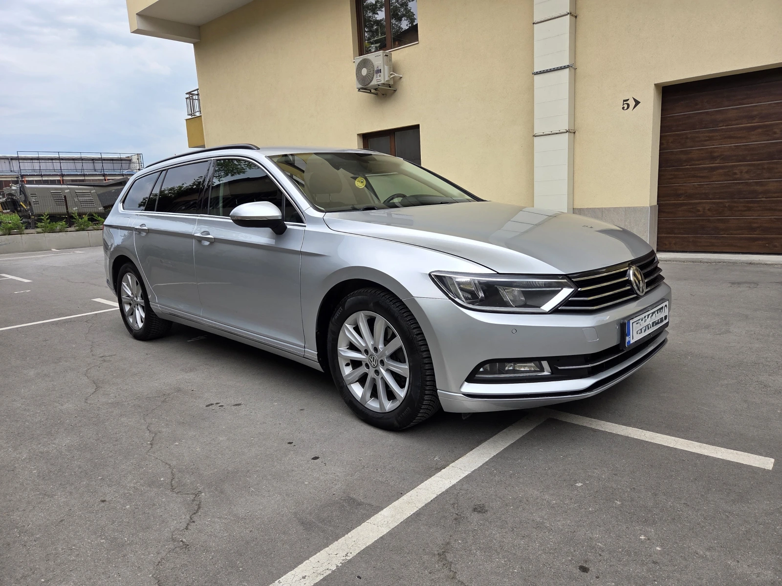 VW Passat