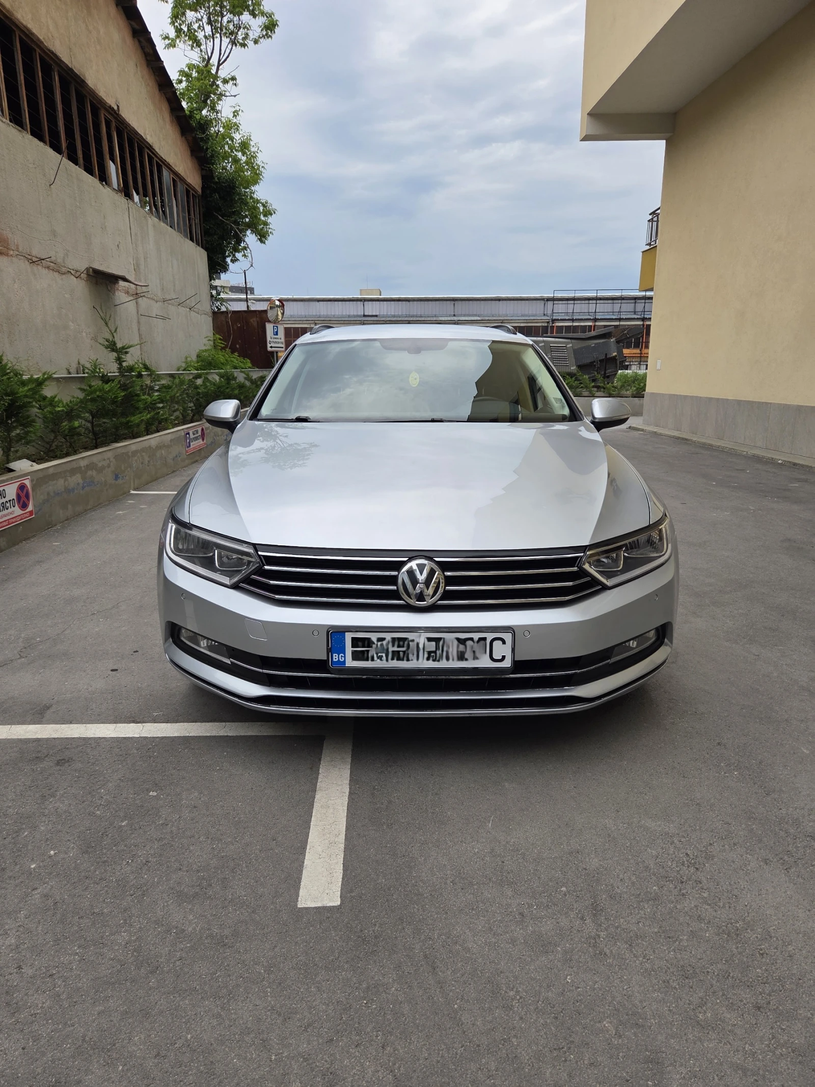 VW Passat, снимка 3 - Автомобили и джипове - 55135561