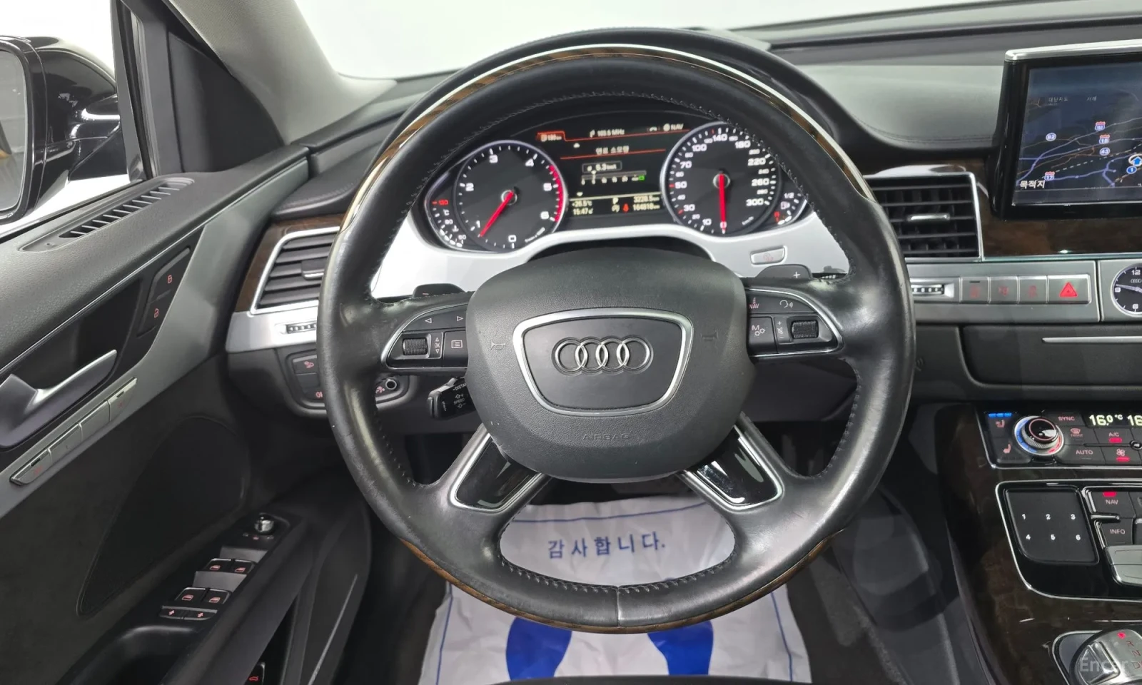 Audi A8 LONG* MATRIX* TELEVIZORI* UNIKAT* , снимка 13 - Автомобили и джипове - 55257021