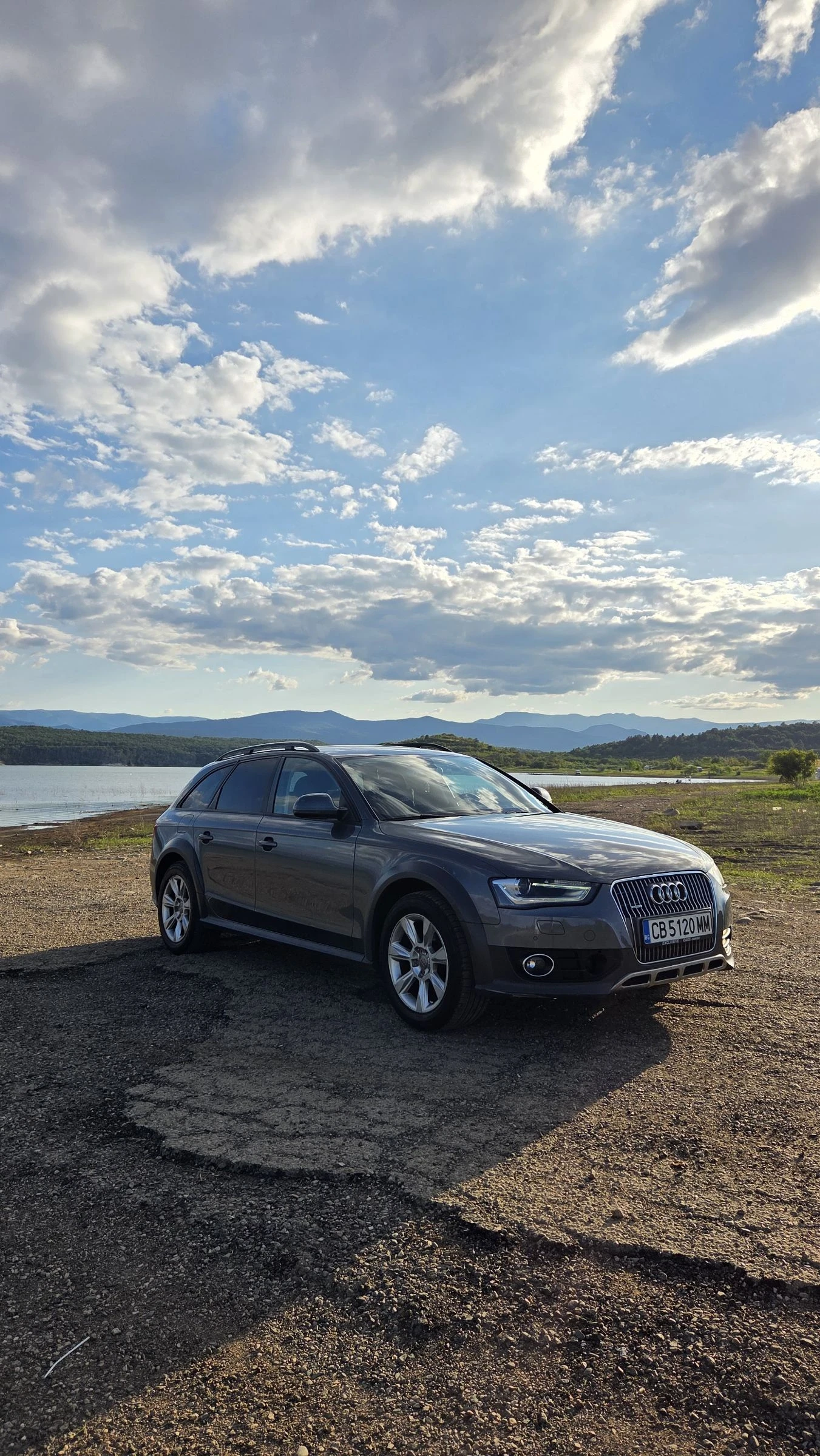 Audi A4 Allroad Quattro , снимка 5 - Автомобили и джипове - 55426116