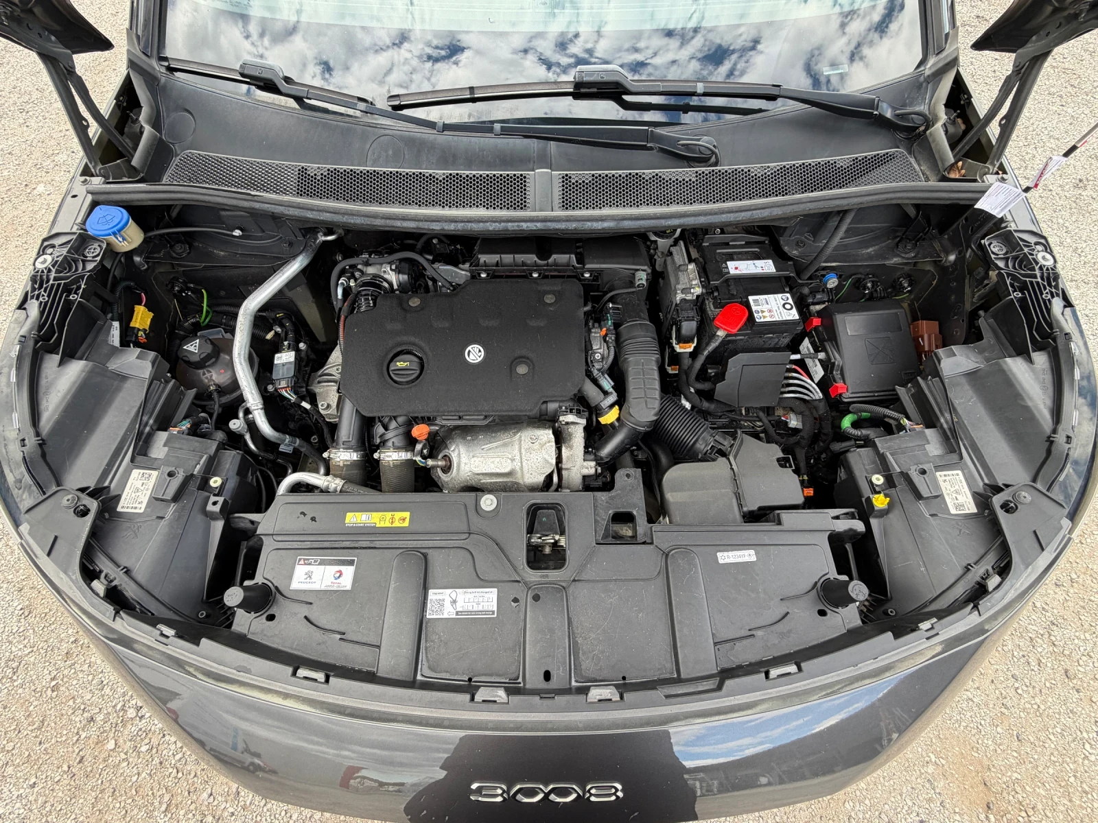 Peugeot 3008 1.5HDi Active, снимка 9 - Автомобили и джипове - 55774693