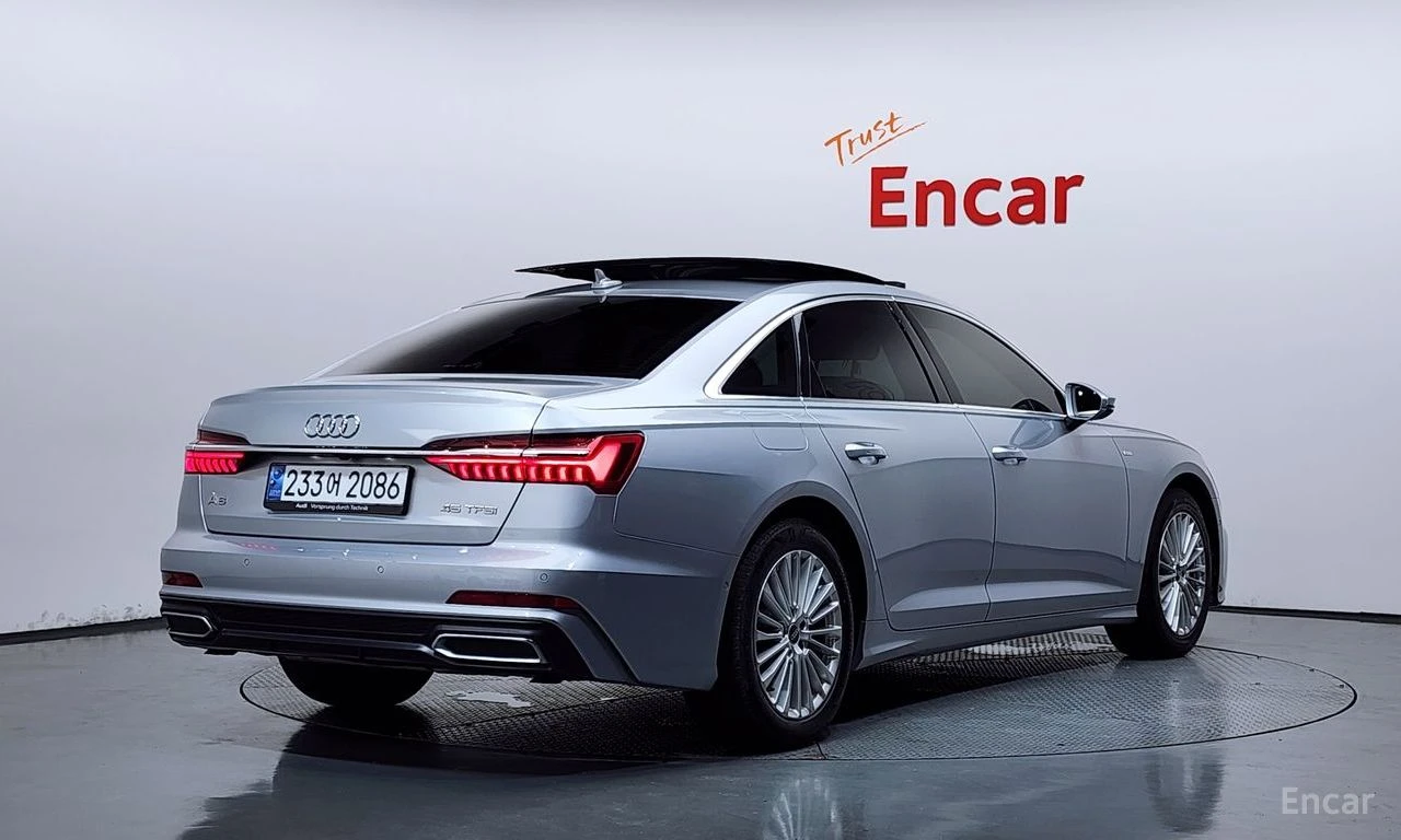 Audi A6 45TFSI* MATRIX* S* LINE* ОБДУХВАНЕ* ХЕДЪП* LANE* A, снимка 2 - Автомобили и джипове - 55962237