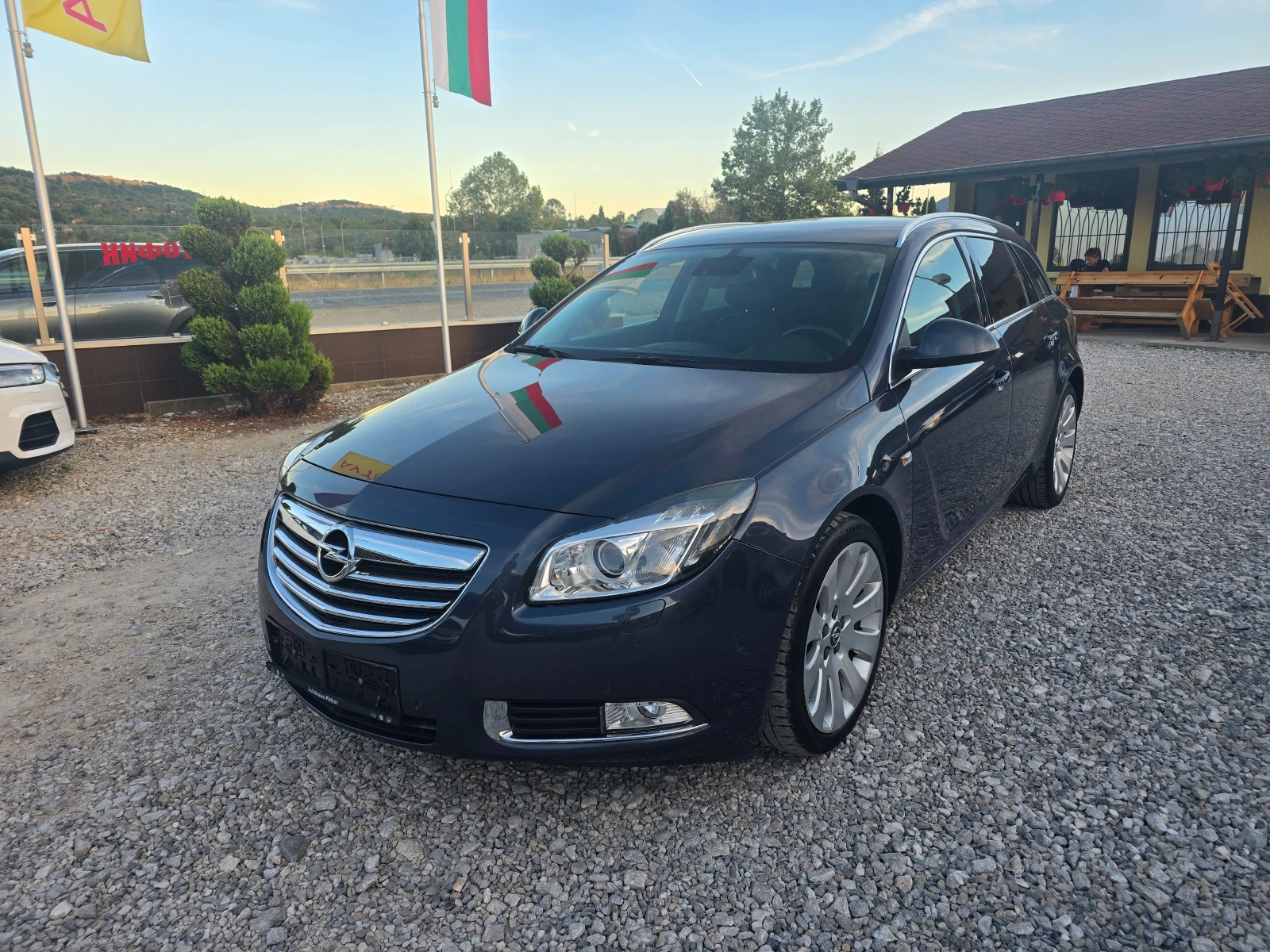 Opel Insignia 2.0CDTI 4X4 АВТОМАТИК