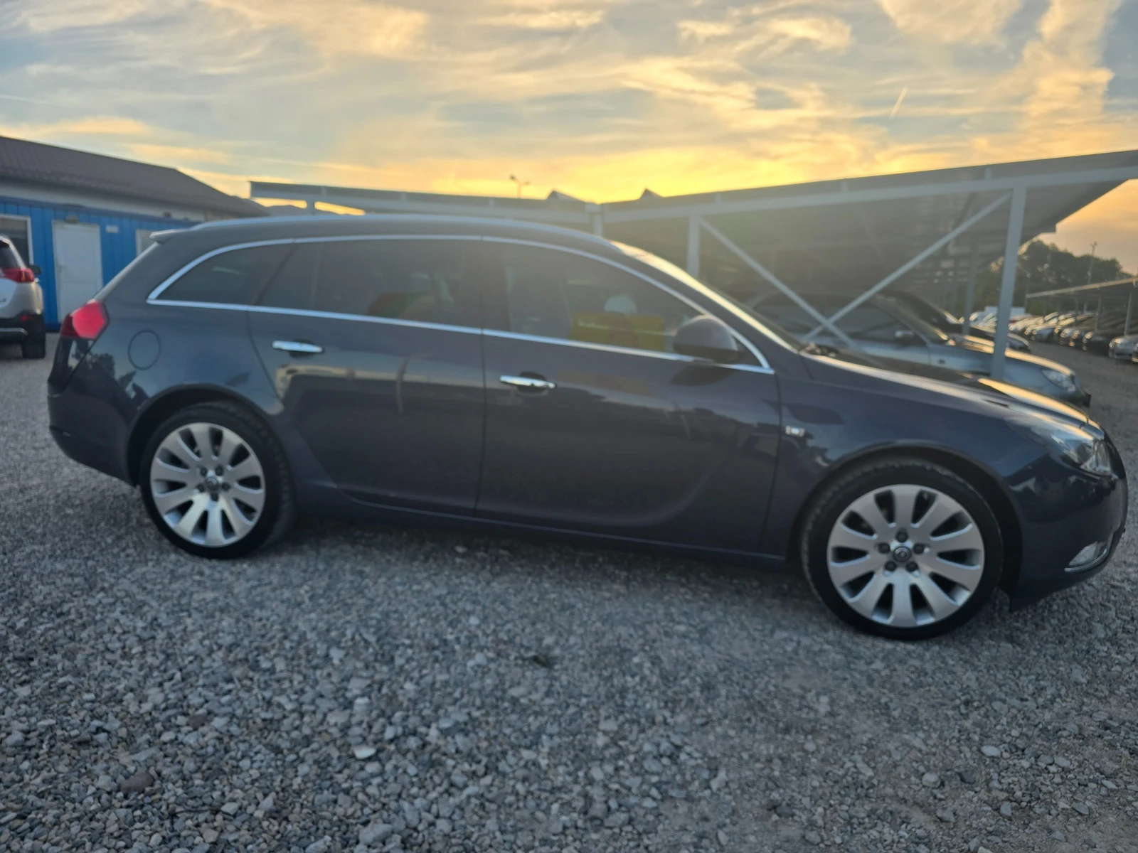 Opel Insignia 2.0CDTI 4X4 АВТОМАТИК, снимка 6 - Автомобили и джипове - 56116783