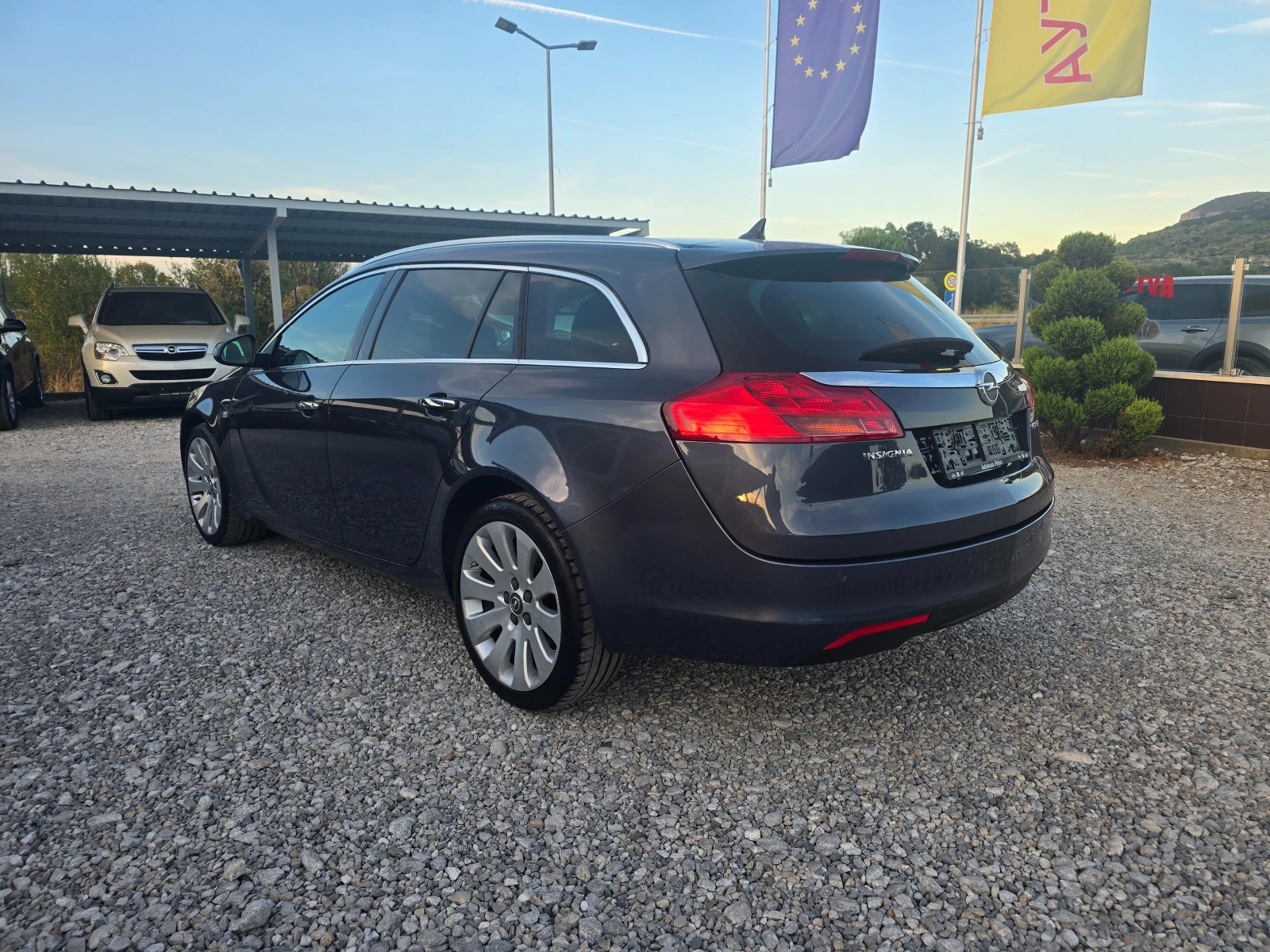 Opel Insignia 2.0CDTI 4X4 АВТОМАТИК, снимка 3 - Автомобили и джипове - 56116783