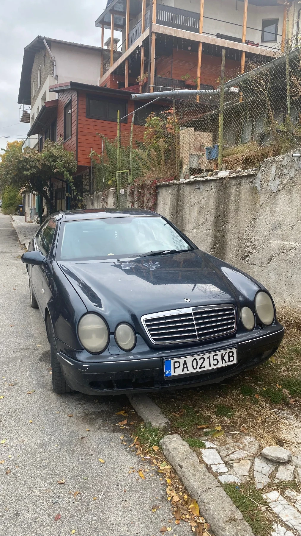 Mercedes-Benz 320