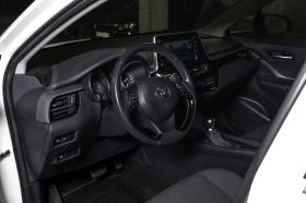 Toyota C-HR, снимка 11