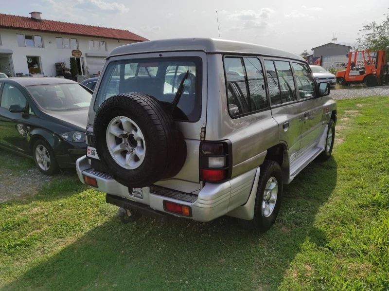 Mitsubishi Pajero 7места Климатик Испания, снимка 3 - Автомобили и джипове - 46294643