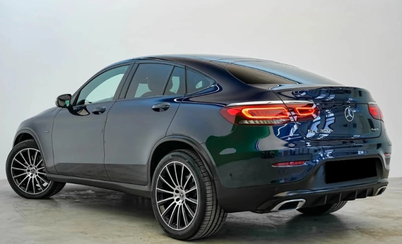 Mercedes-Benz GLC 300 e 4Matic AMG Line, снимка 4 - Автомобили и джипове - 52748592