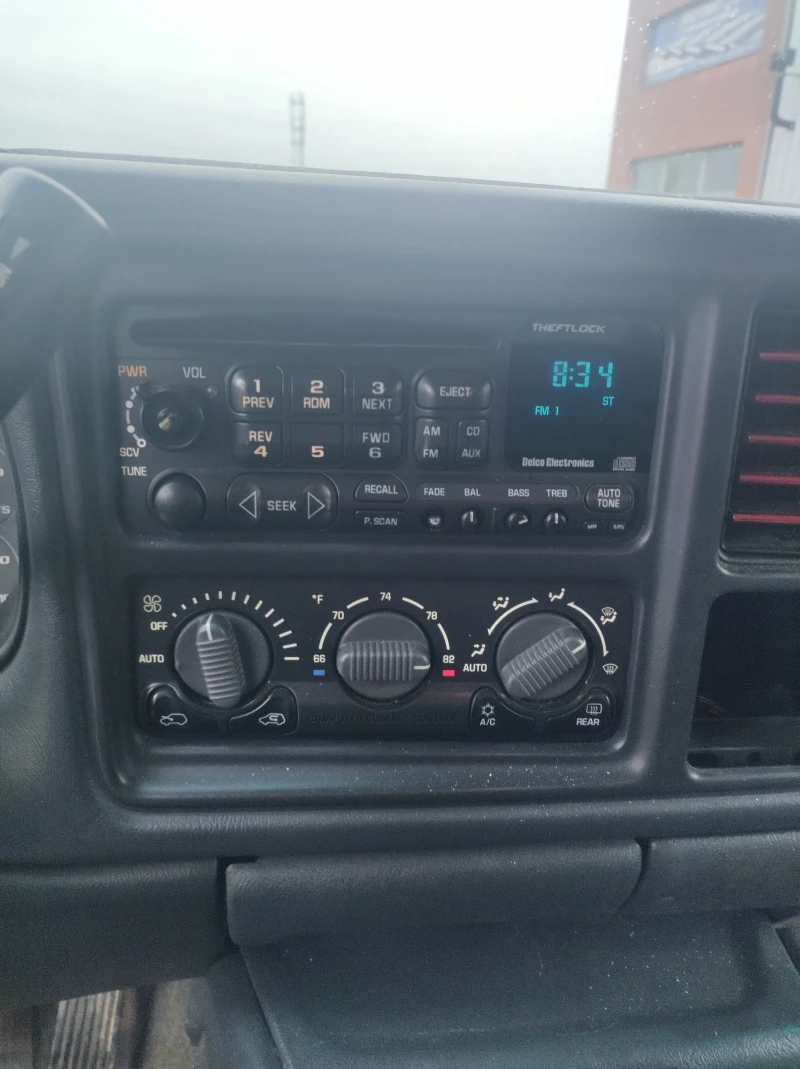 Chevrolet Avalanche V8, снимка 7 - Автомобили и джипове - 53374639