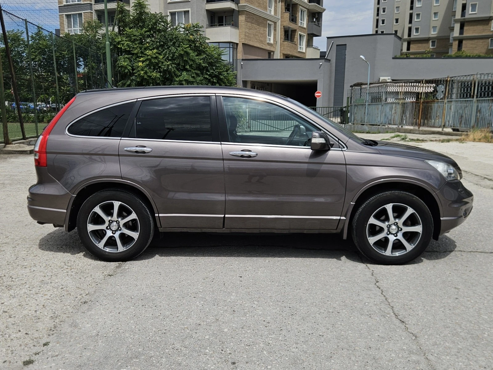 Honda Cr-v 2.2i-DTEC Facelift Distronic* NAVI* CAM - изображение 4