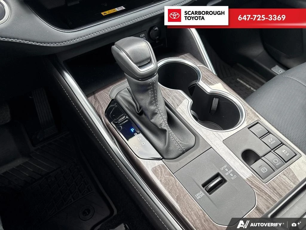 Toyota Highlander HYBRID LIMITED AWD * * CARFAX * *   * *  | Mobile.bg   11