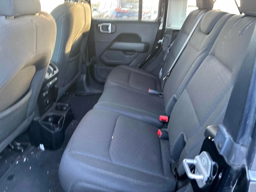 Jeep Wrangler * Unlimited Sahara * CARFAX * ��� ������������ ��� | Mobile.bg � ����������� 11