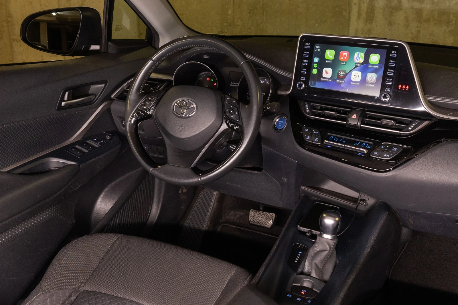 Toyota C-HR, снимка 11 - Автомобили и джипове - 54008939