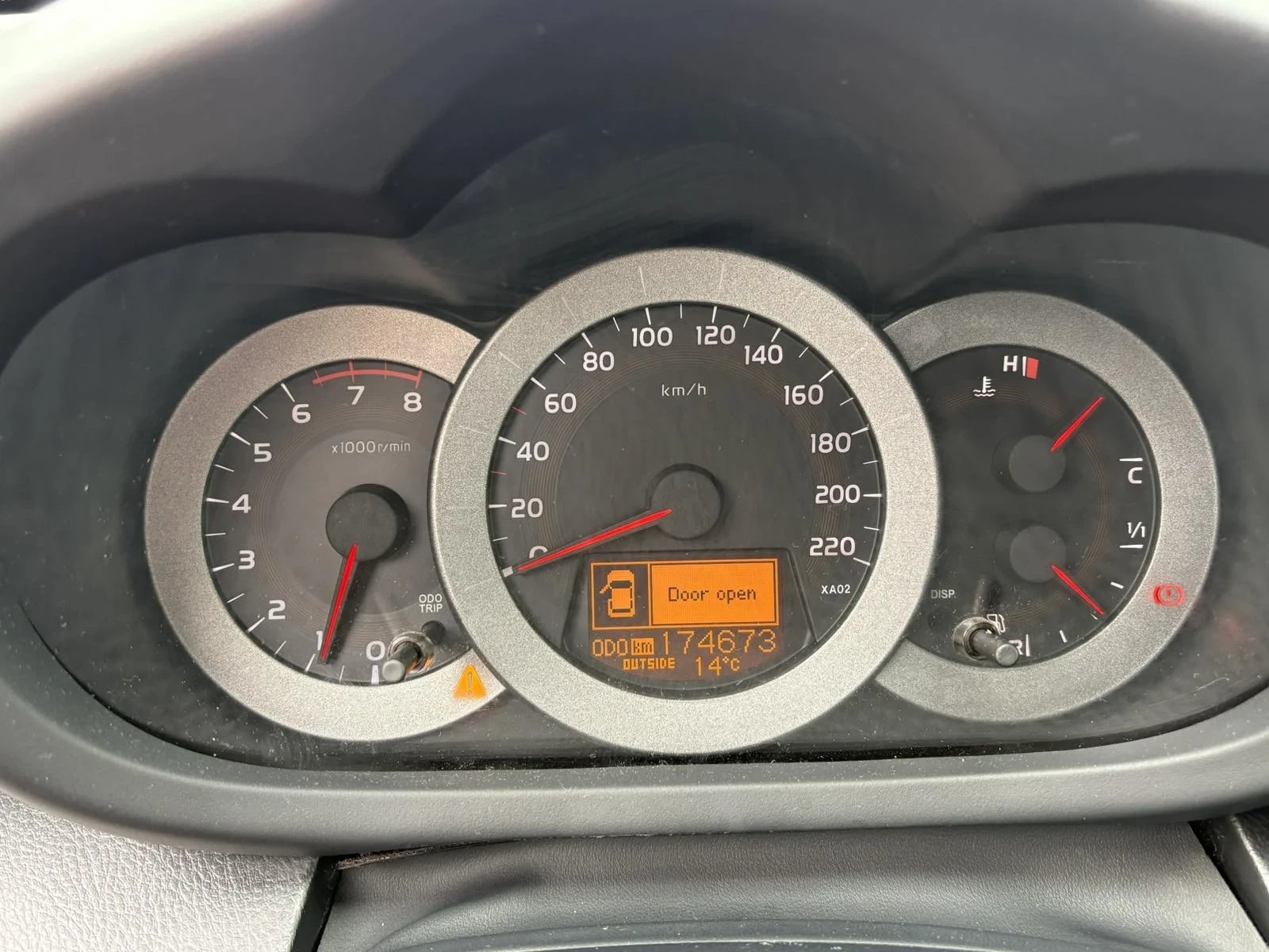 Toyota Rav4, снимка 12 - Автомобили и джипове - 54644116