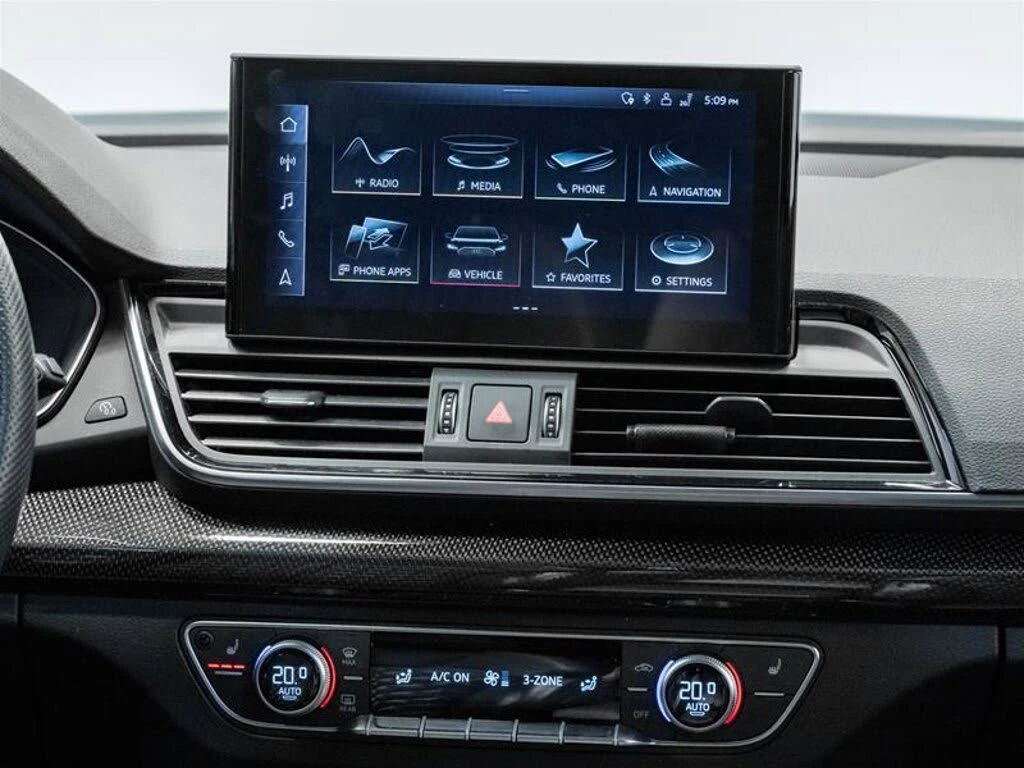 Audi SQ5 SPORTBACK* LANE* ASSIST* ПАНОРАМА* КАМЕРА* , снимка 7 - Автомобили и джипове - 55220664