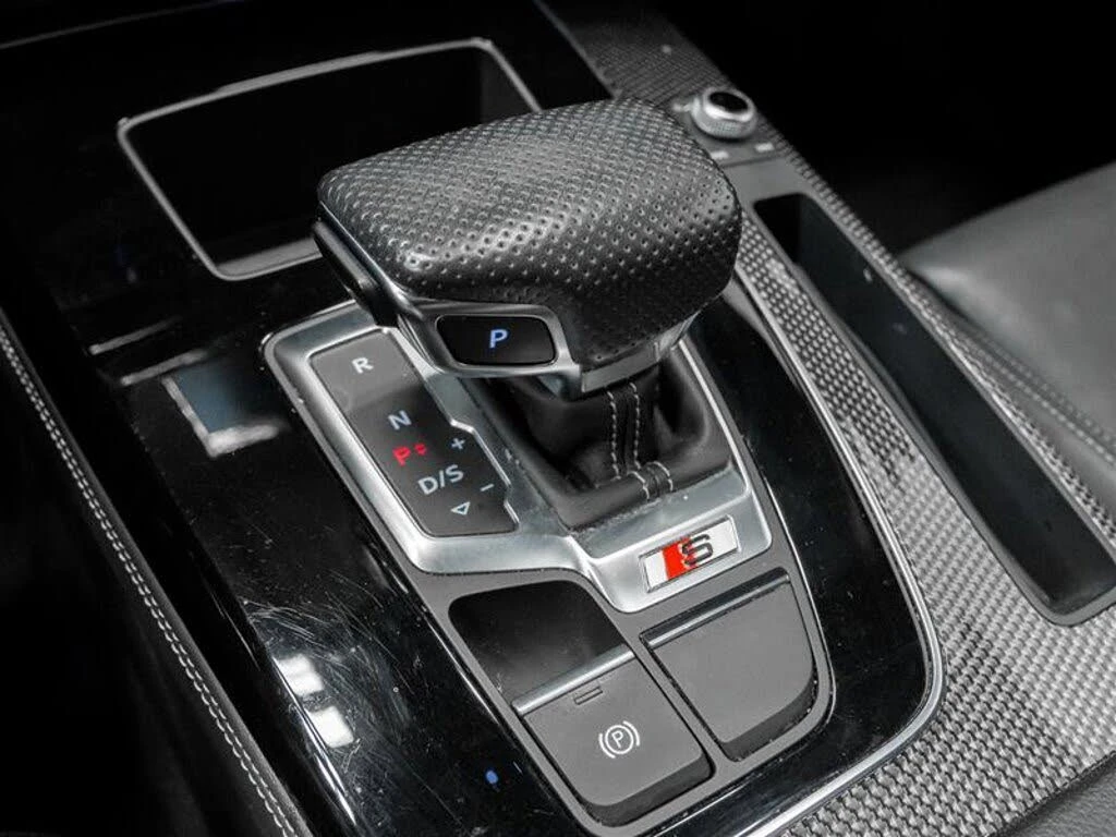 Audi SQ5 SPORTBACK* LANE* ASSIST* ПАНОРАМА* КАМЕРА* , снимка 10 - Автомобили и джипове - 55220664