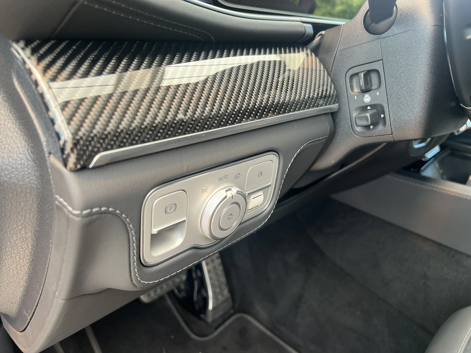 Mercedes-Benz GLE 53 4MATIC COUPE / NIGHT / BURM / 360 / MILTIBEAM / DYNAMIC +, снимка 11 - Автомобили и джипове - 55359434