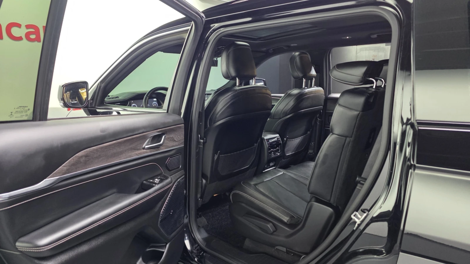 Jeep Cherokee 3.6 Overland 4WD, снимка 11 - Автомобили и джипове - 55801117