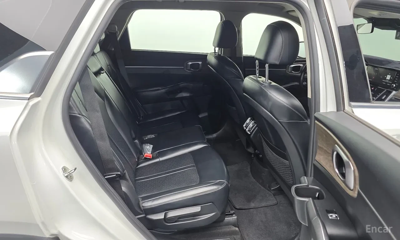 Kia Sorento 2WD | Trendy | ������� | ���� �� �� | Mobile.bg � ����������� 9