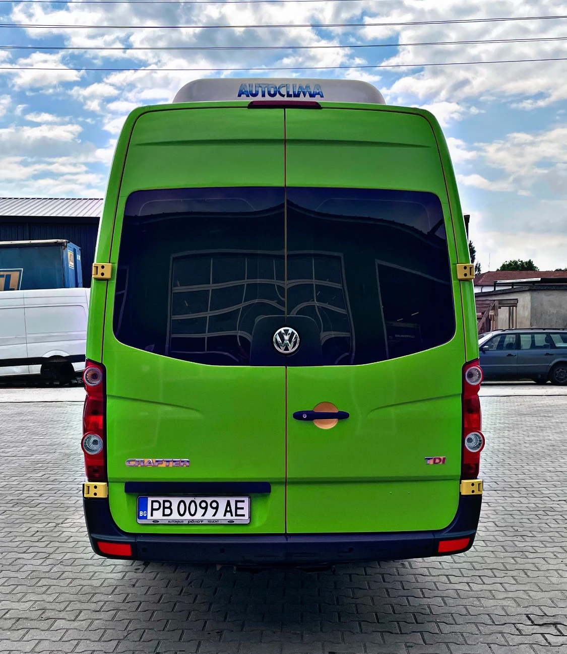 VW Crafter УНИКАТ!!!100% РЕАЛНИ 85000 км!!!КЛИМАТИК!!ПЕЧКА!!! - изображение 6