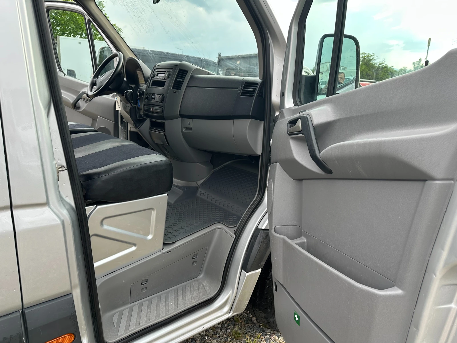 Mercedes-Benz Sprinter MAXi/7места/ПЕЧКА, снимка 9 - Бусове и автобуси - 54878485