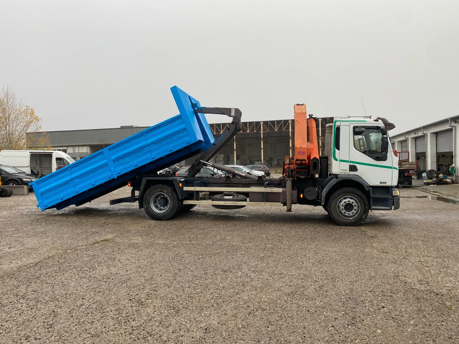 Renault Premium МУЛТИЛИФТ, снимка 2 - Камиони - 54313107