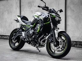 Kawasaki Z ABS-Akrapovic-Black&White, снимка 1