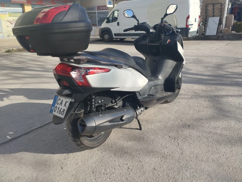 Kymco Downtown 300i, снимка 2 - Мотоциклети и мототехника - 49463448