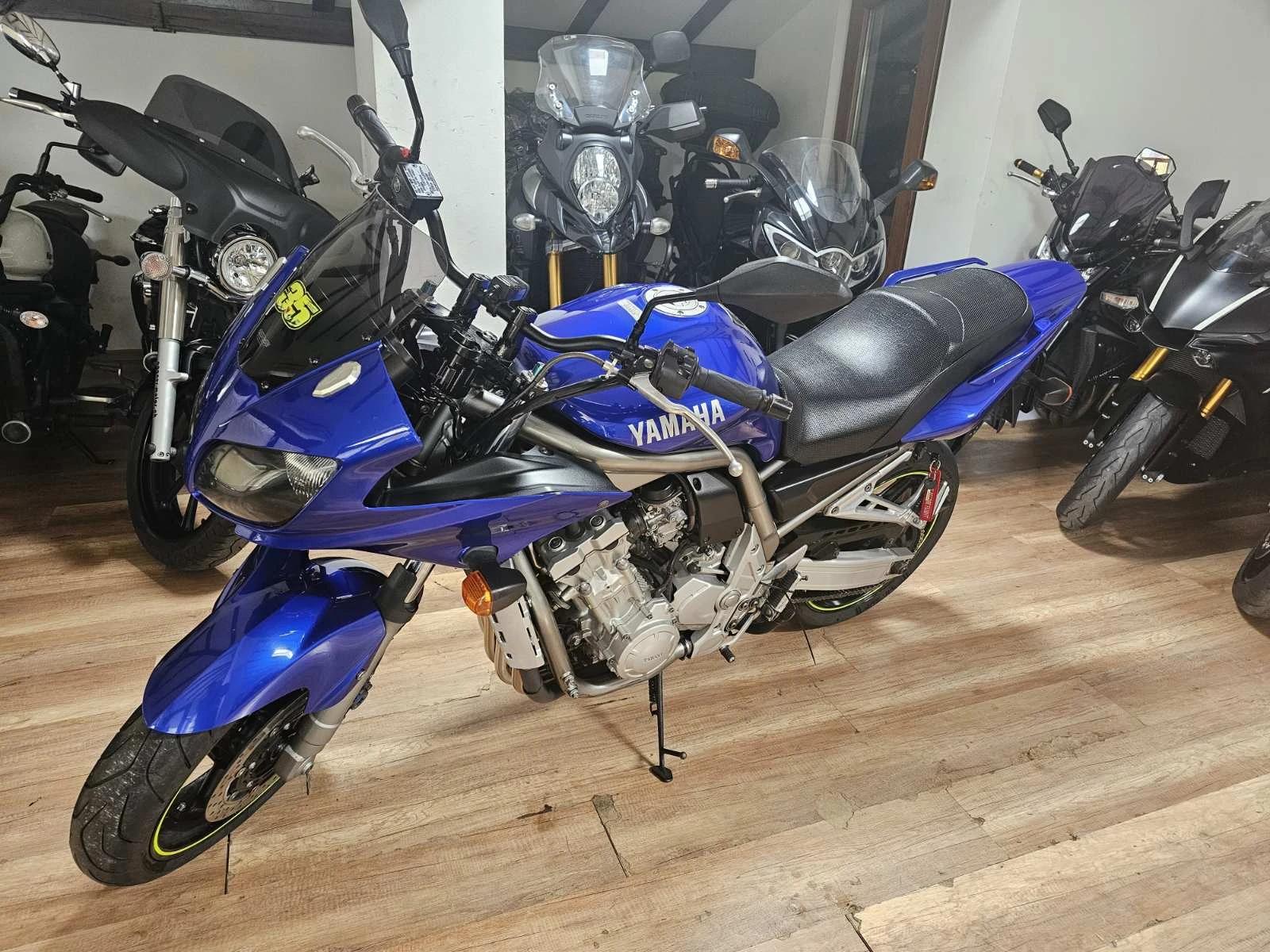 Yamaha Fazer 1000 - изображение 2