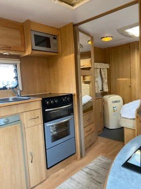 Каравана Hobby Freelander Lunar Lux, снимка 10