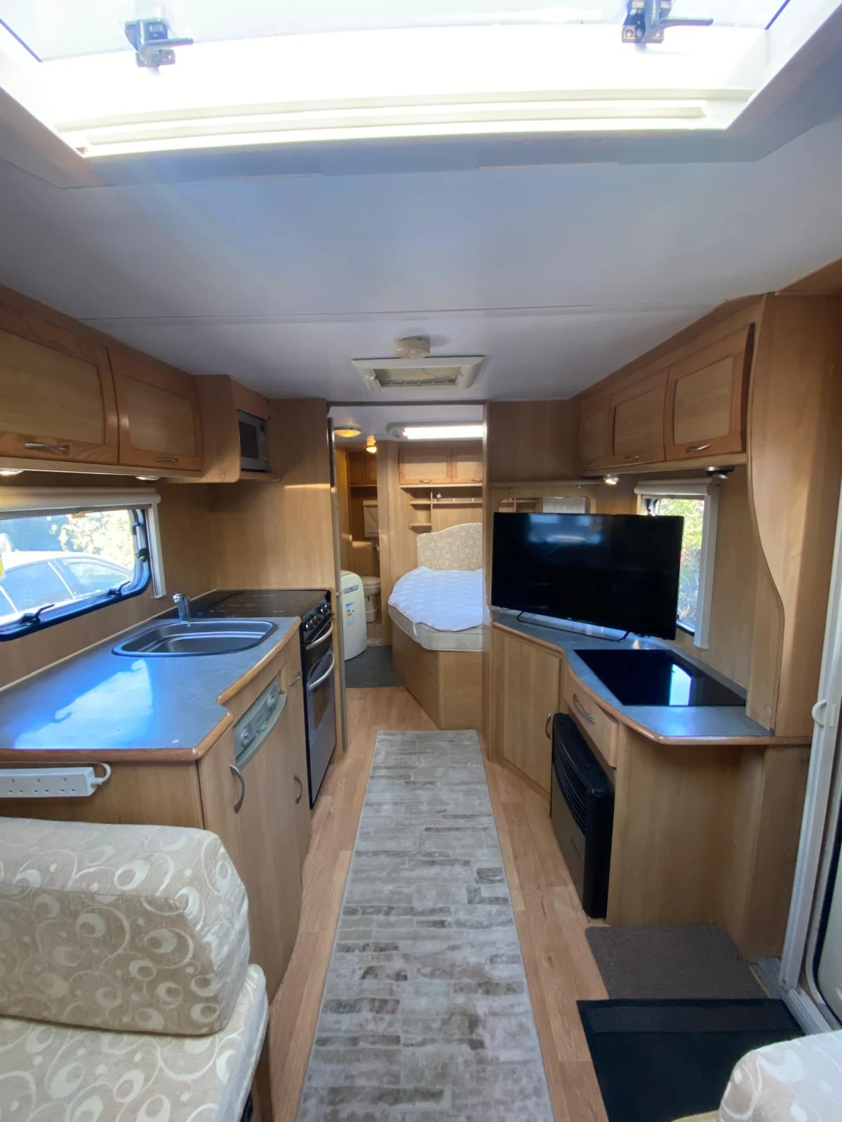 Каравана Hobby Freelander Lunar Lux - изображение 6