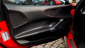 Ferrari SF 90 Stradale Plug-in Hybrid, снимка 11