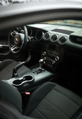 Ford Mustang 3.7 , снимка 4