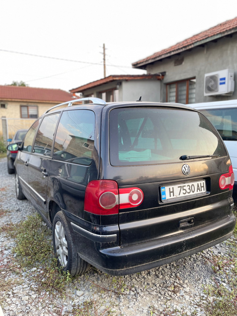 VW Sharan 1.9 TDI, снимка 4 - Автомобили и джипове - 47086497