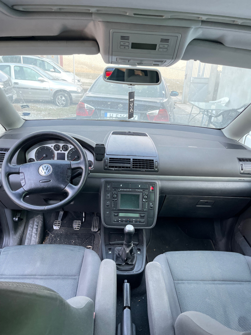 VW Sharan 1.9 TDI, снимка 7 - Автомобили и джипове - 47086497