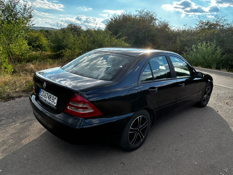 Mercedes-Benz C 200, снимка 6 - Автомобили и джипове - 47780732