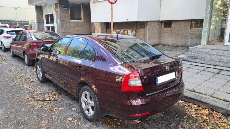 Skoda Octavia 1.8 TSI, снимка 4 - Автомобили и джипове - 46937902