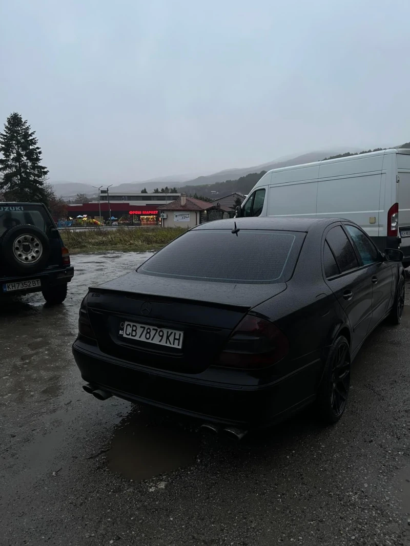 Mercedes-Benz E 500, снимка 2 - Автомобили и джипове - 46982956