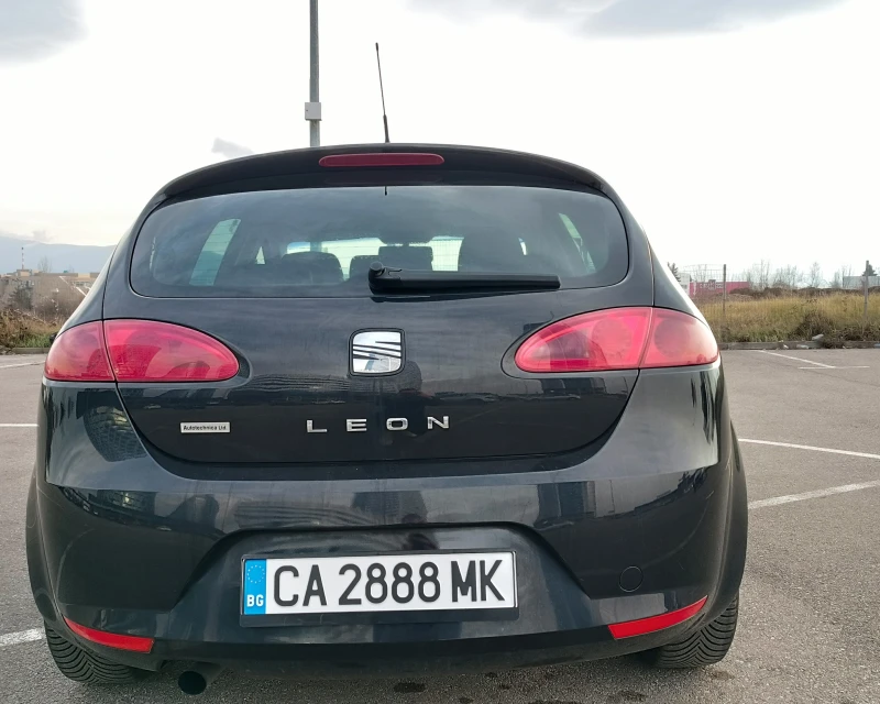 Seat Leon, снимка 2 - Автомобили и джипове - 48470144