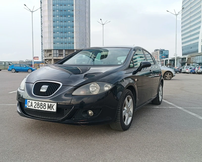 Seat Leon, снимка 1 - Автомобили и джипове - 48470144