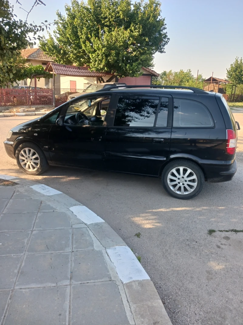 Opel Zafira 2.0 дти 101 к.с, снимка 2 - Автомобили и джипове - 48481685