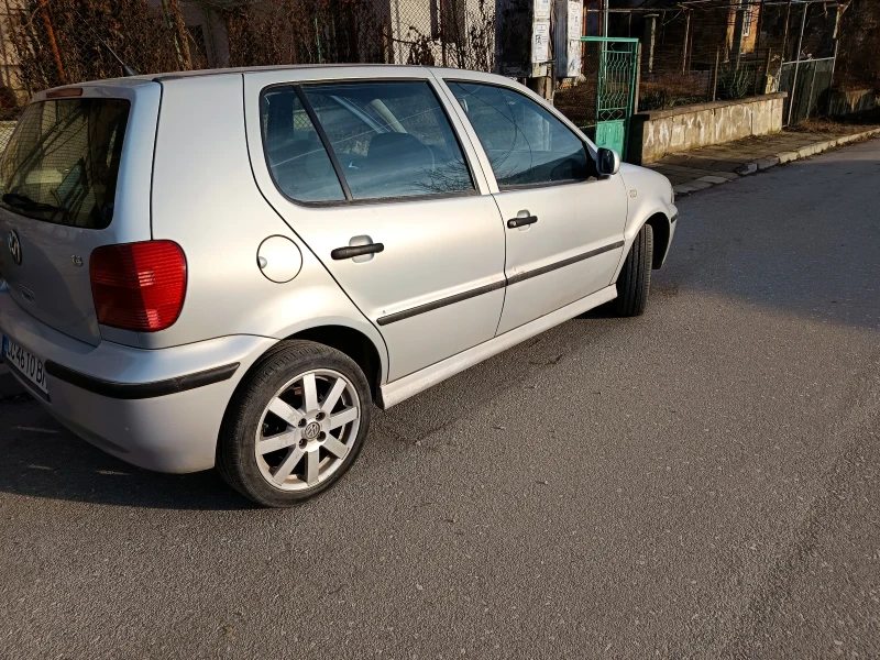 VW Polo 1.4MPI, снимка 4 - Автомобили и джипове - 48772236